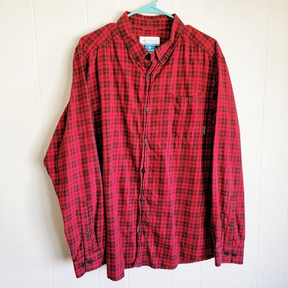 Columbia Men's Plaid Button Down Shirt - Picture 1 of 3